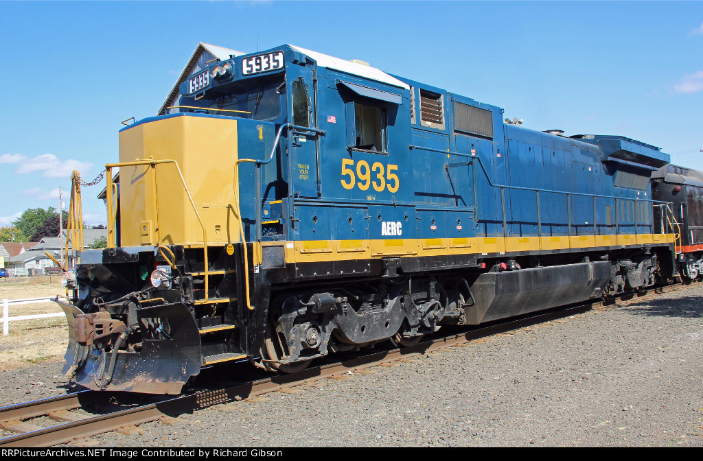 AERC 5935 Locomotive (B40-8)